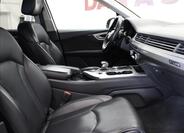 Audi Q7 12