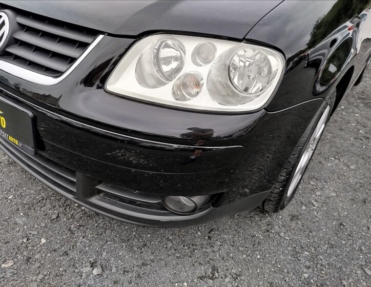 Volkswagen Touran 11