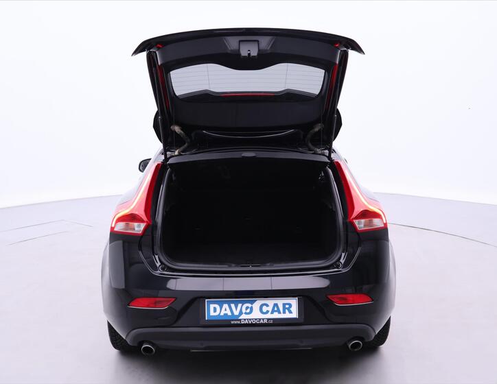 Volvo V40 9