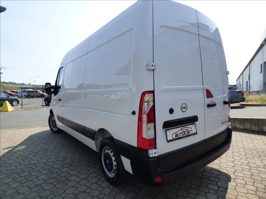 Opel Movano