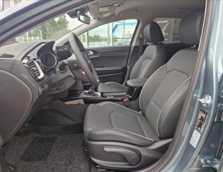 KIA XCeed 13