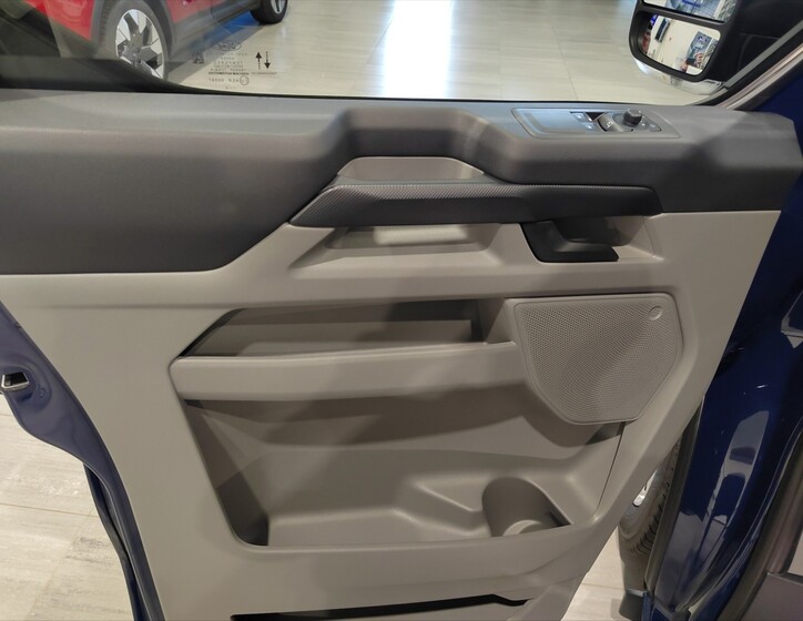 Ford Transit Custom 18