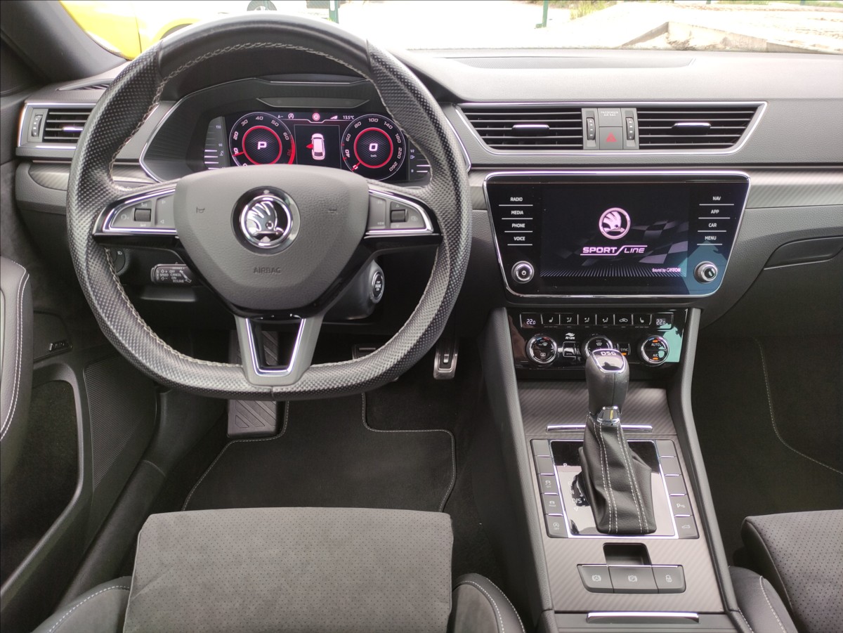 Škoda Superb