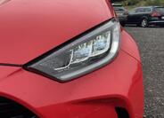 Toyota Yaris 8