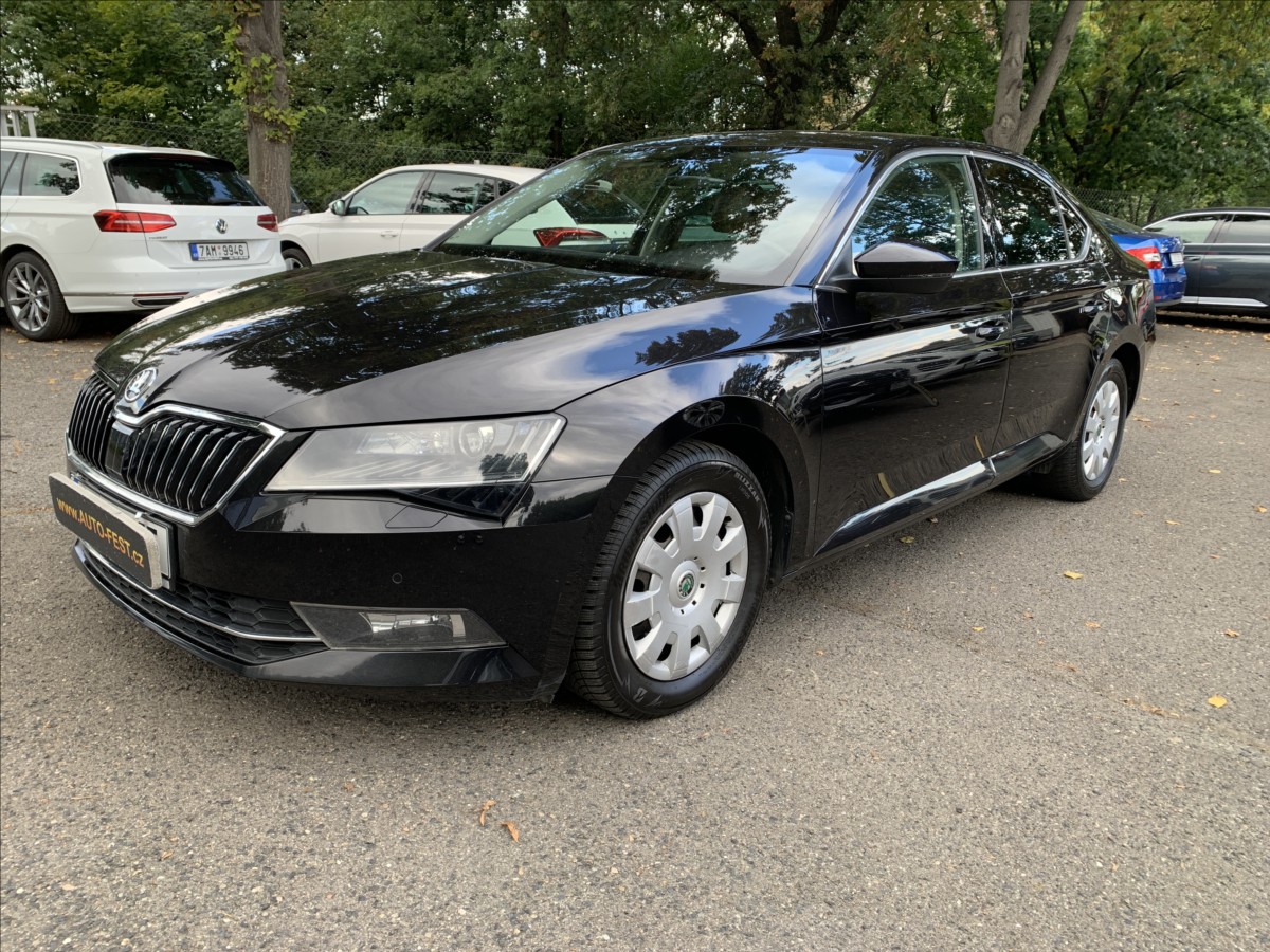 Škoda Superb