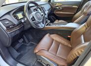 Volvo XC90 9