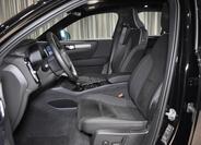 Volvo XC40 8