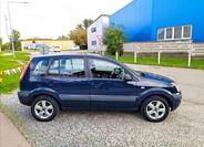 Ford Fusion 4