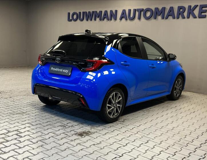 Toyota Yaris 2