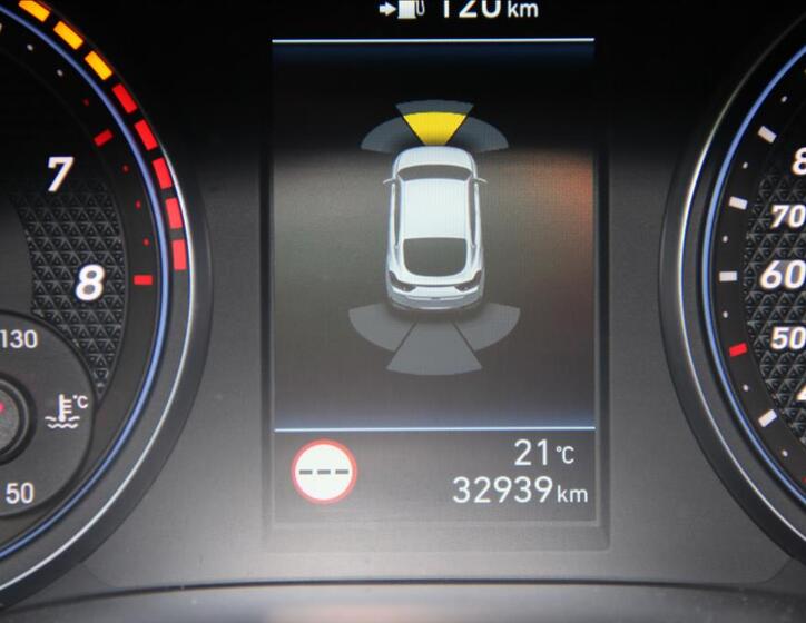 Hyundai i30 37