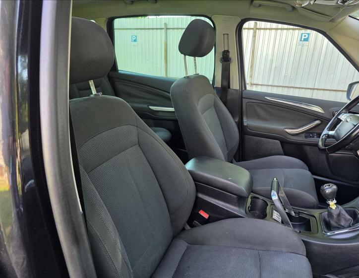 Ford S-MAX 26