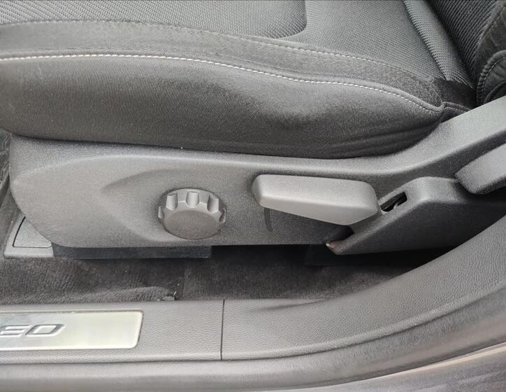 Ford Mondeo 26