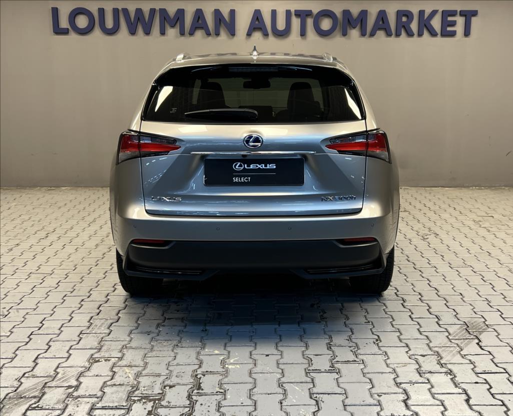 Lexus NX 300h