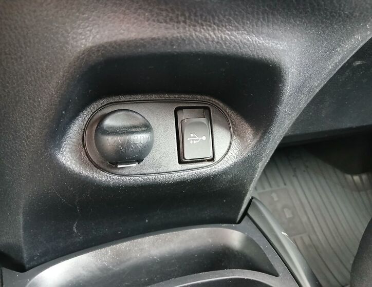 Toyota Yaris 25