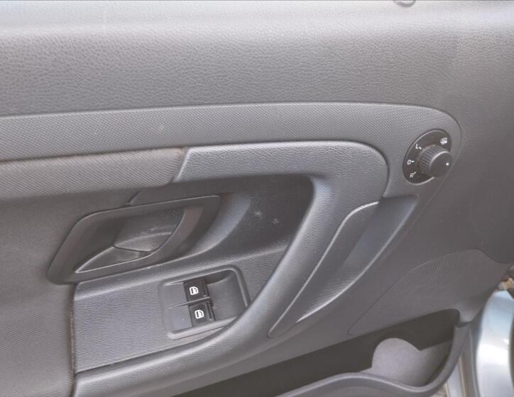 Škoda Roomster 17