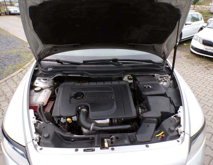 Volvo V50 19