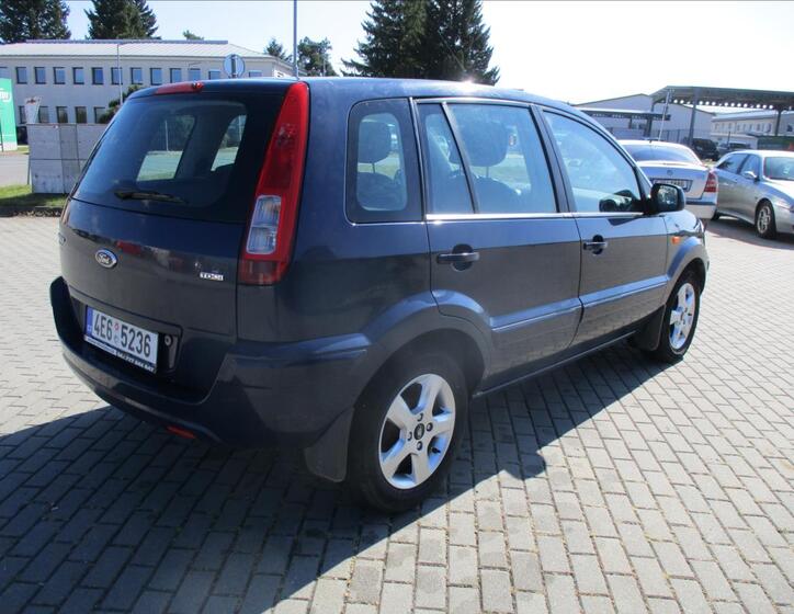 Ford Fusion 29