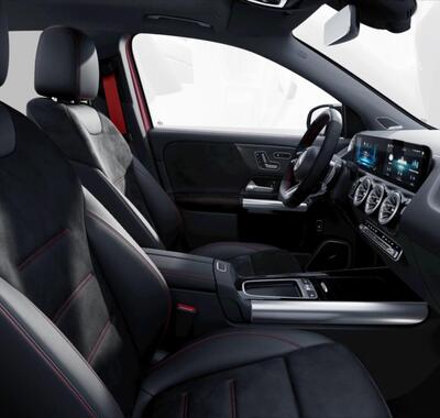 Mercedes-Benz GLA 7