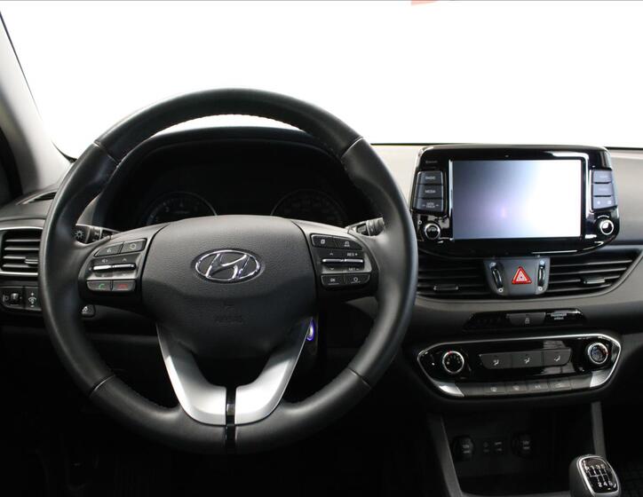 Hyundai i30 26