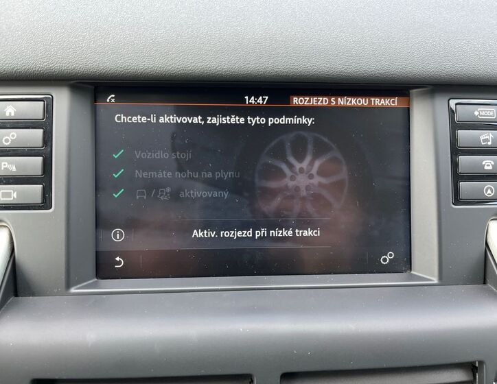 Land Rover Discovery Sport 14