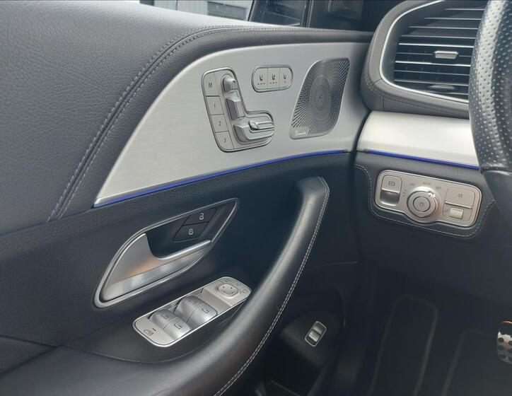 Mercedes-Benz GLS 27