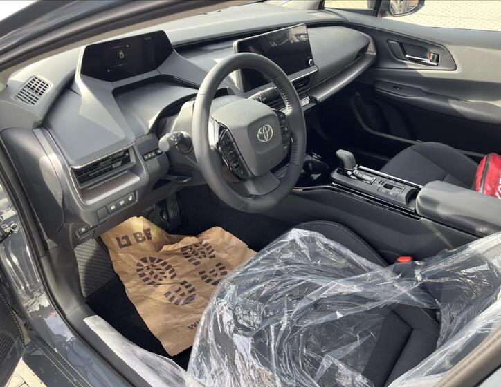 Toyota Prius 8