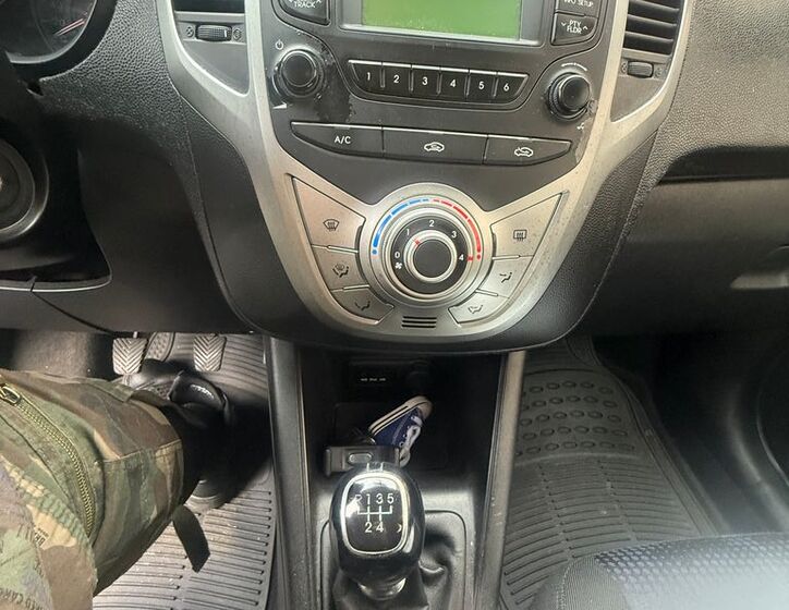 Hyundai ix20 11