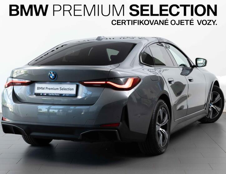 BMW i4 5