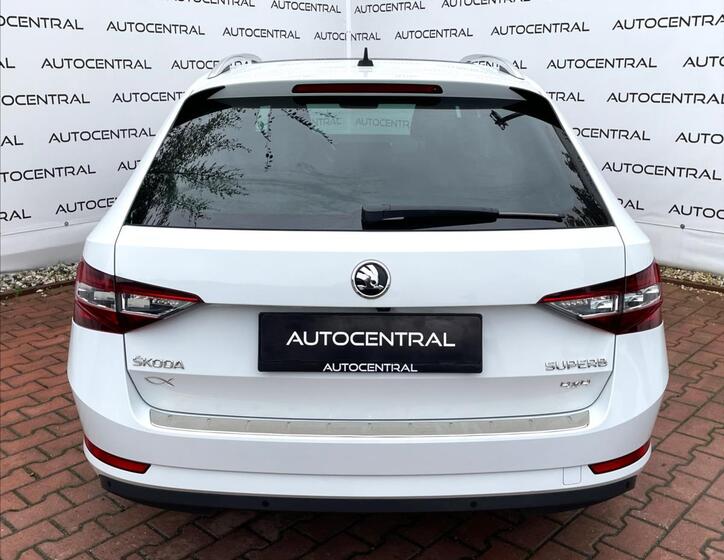Škoda Superb 5