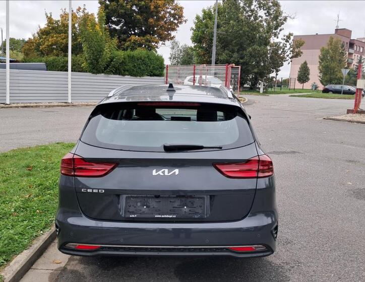 KIA Ceed 11