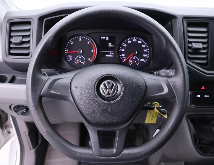 Volkswagen Crafter 18