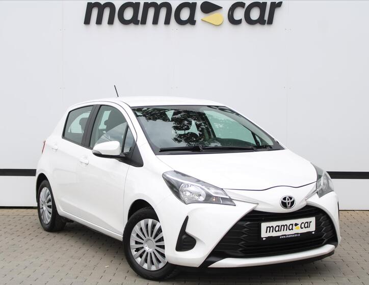 Toyota Yaris 1