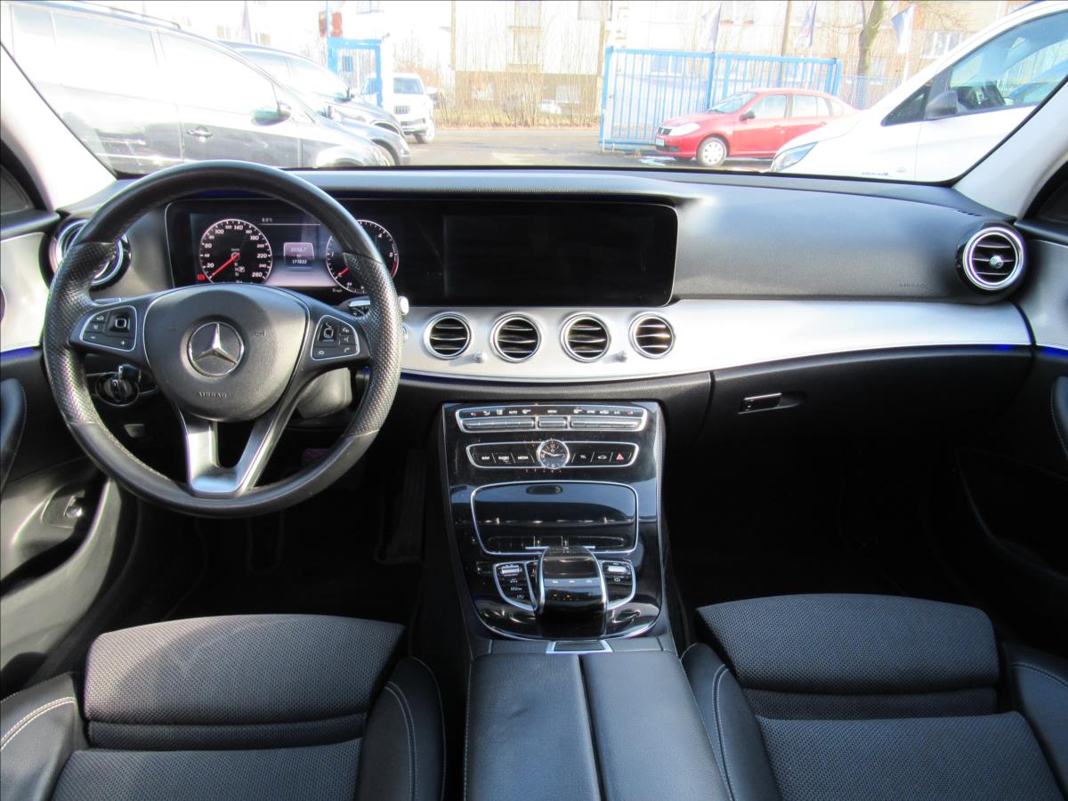 Mercedes-Benz Třídy E