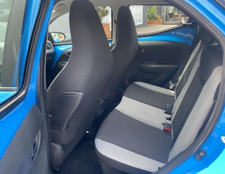 Toyota Aygo 12
