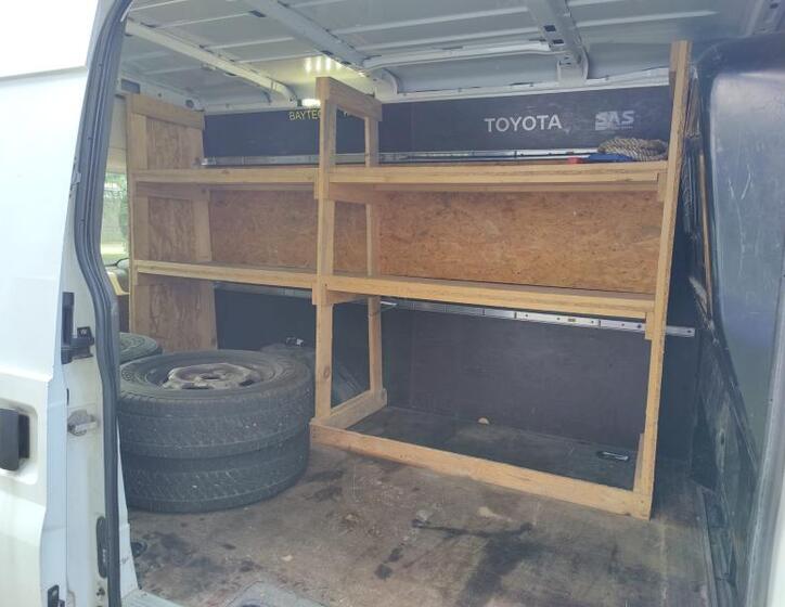 Ford Transit 13