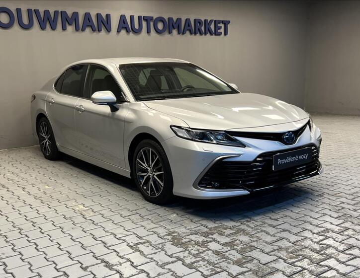 Toyota Camry 13