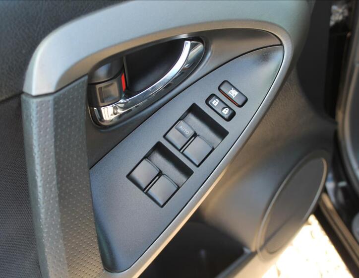 Toyota RAV4 22