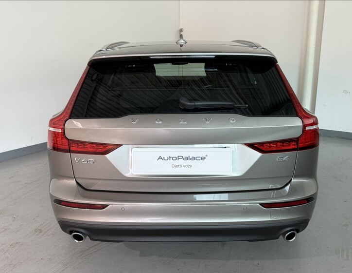 Volvo V60 5