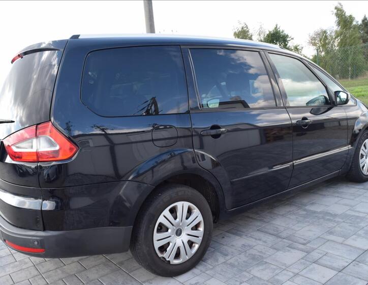 Ford Galaxy 5