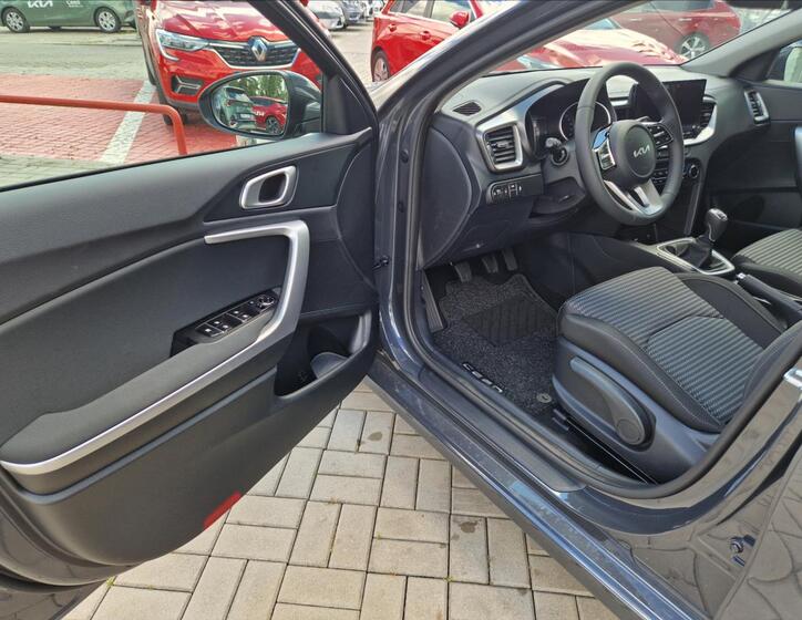 KIA Ceed 9
