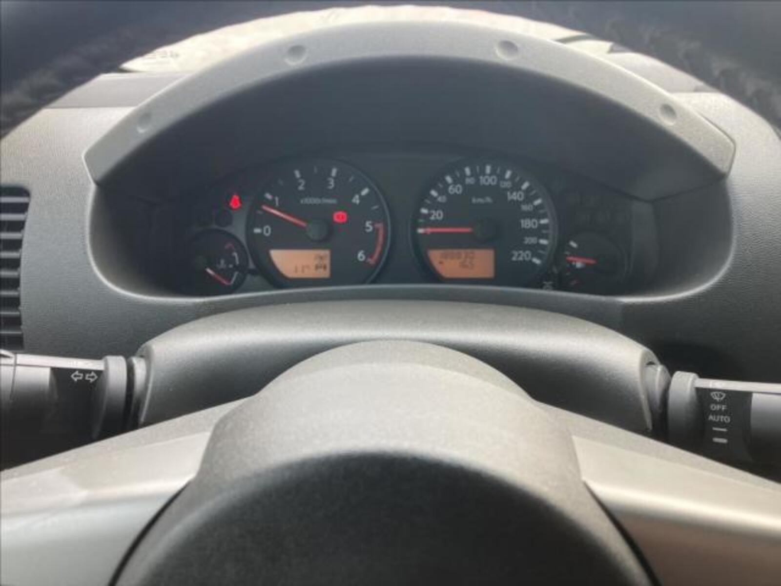 Nissan Navara 14