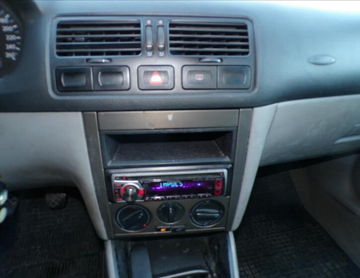 Volkswagen Bora 8
