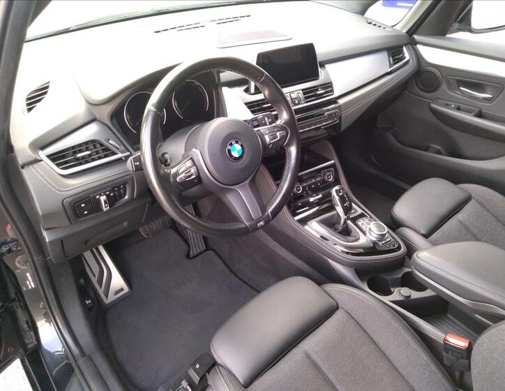 BMW Řada 2 14
