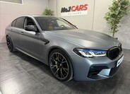 BMW M5 2