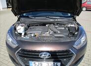 Hyundai i40 25