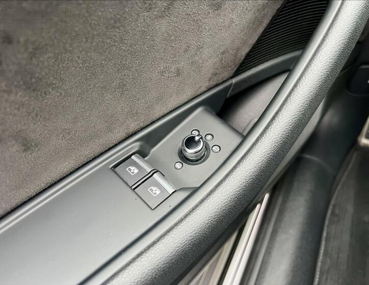 Audi S5 44
