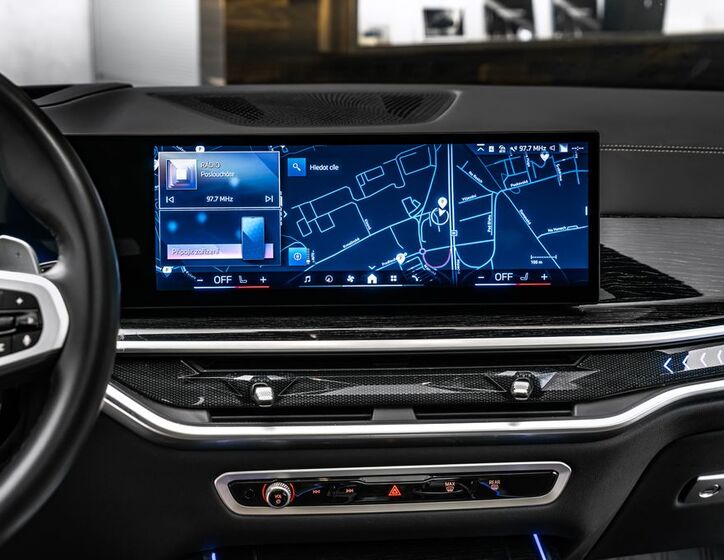 BMW X7 16