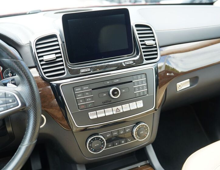 Mercedes-Benz GLS 37