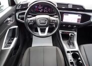 Audi Q3 7