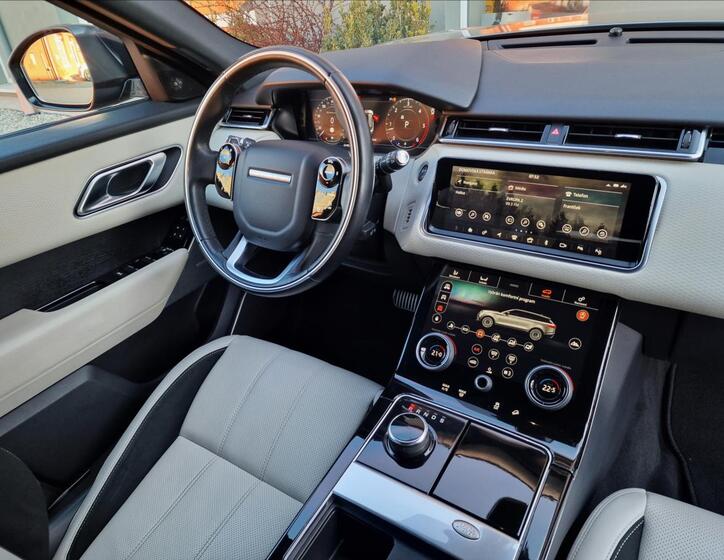Land Rover Range Rover Velar 41